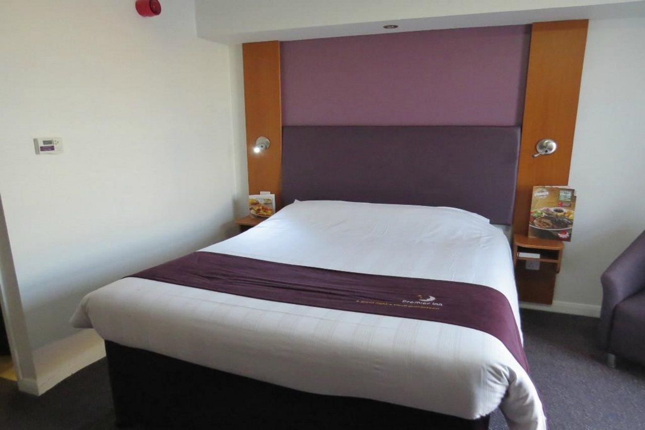 Premier Inn Watford - Croxley Green Екстер'єр фото